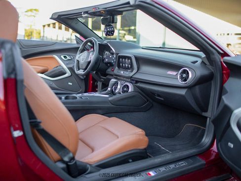 Used 2021 Chevrolet Camaro SS image 42