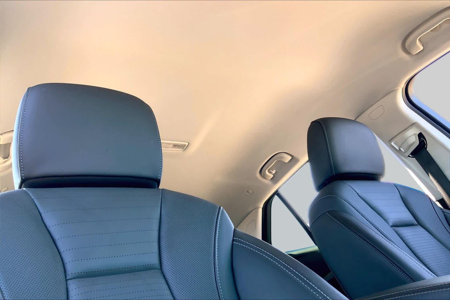 Certified 2025 Buick Envision Preferred AWD/4WD image 14