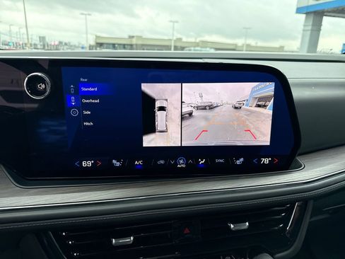 Used 2025 Chevrolet Tahoe Z71 image 25