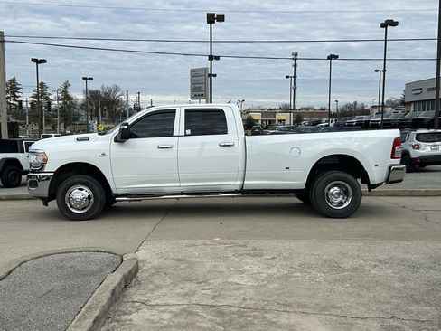 Used 2023 RAM 3500 Tradesman image 9