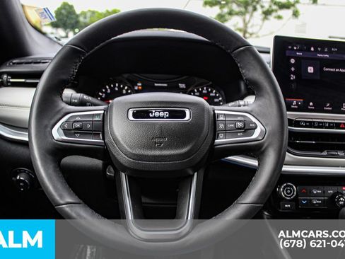 Used 2025 Jeep Compass Limited AWD/4WD image 23
