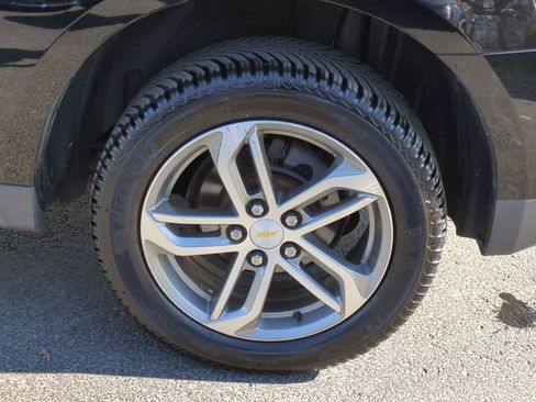 Certified 2017 Chevrolet Equinox Premier w/ Enhanced Convenience Package image 31