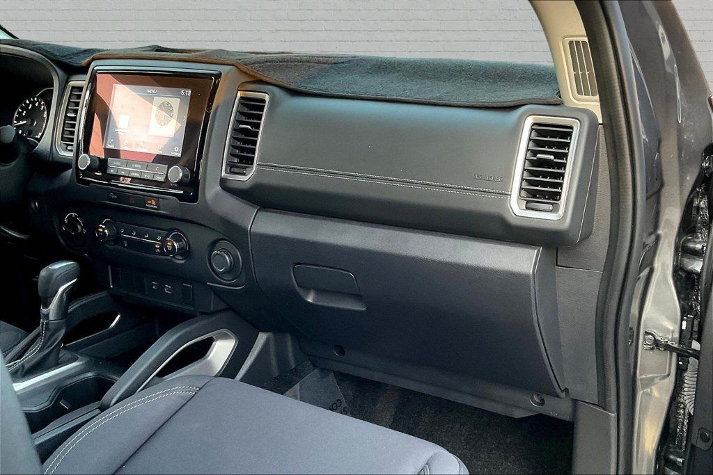 Used 2023 Nissan Frontier SV AWD/4WD image 25