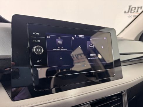 Used 2025 Volkswagen Taos S FWD image 15
