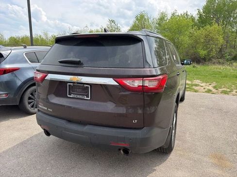 Used 2020 Chevrolet Traverse LT AWD/4WD image 9