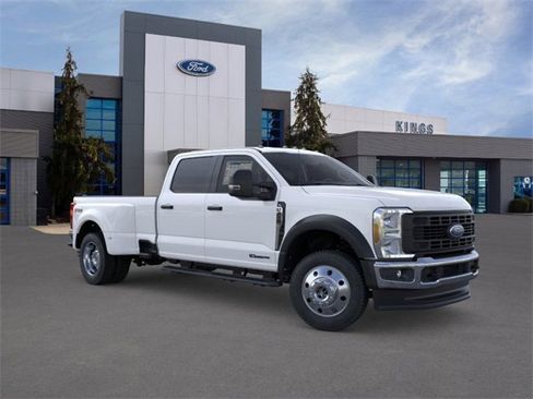 New 2026 Ford F450 XL w/ XL Driver Assist Package image 7