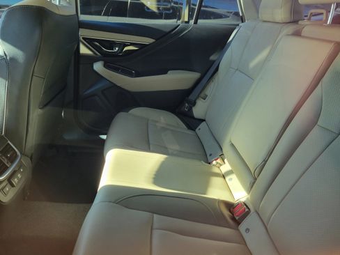 Certified 2021 Subaru Outback Limited image 8
