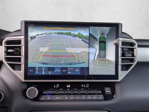 Used 2024 Toyota Tundra Limited image 17