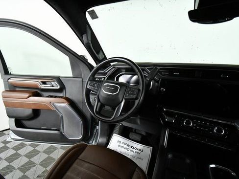 Used 2024 GMC Sierra 3500 Denali Ultimate image 20