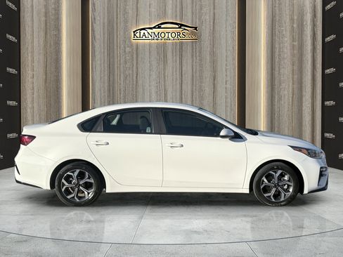 Used 2020 Kia Forte LXS image 7