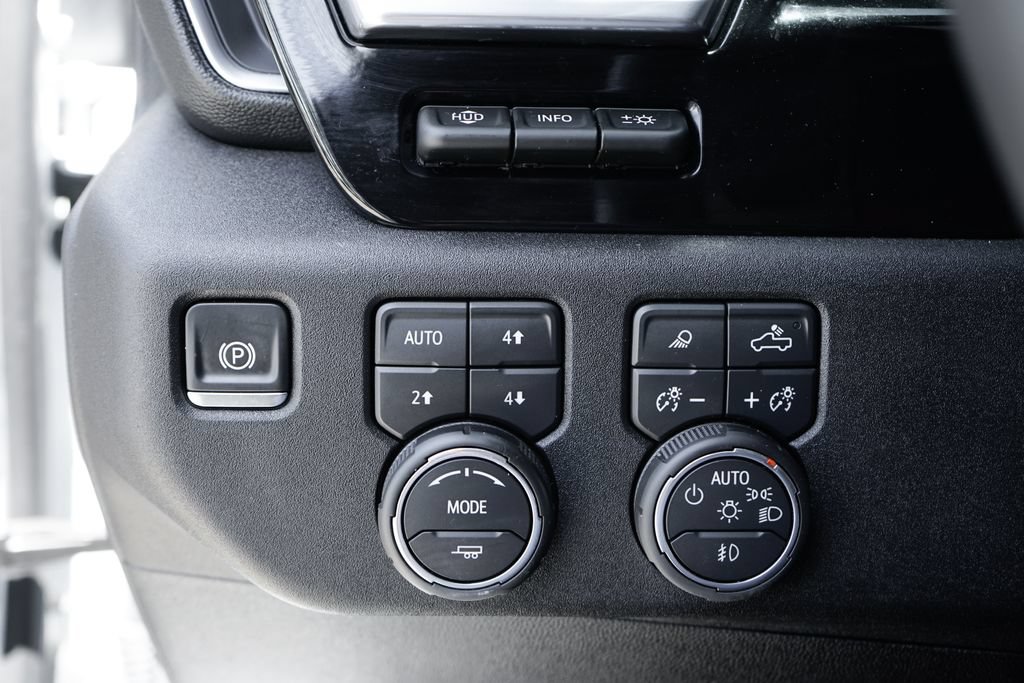 Used 2025 Chevrolet Silverado 2500 LTZ w/ LTZ Premium Package AWD/4WD image 22
