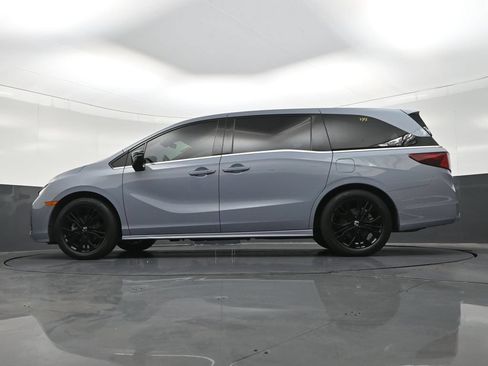 Used 2025 Honda Odyssey Sport-L image 24