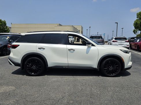 Used 2023 INFINITI QX60 Sensory w/ Vision Package AWD/4WD image 5
