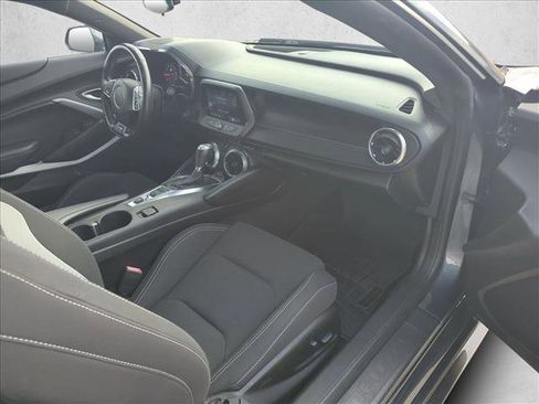 Used 2019 Chevrolet Camaro SS image 18