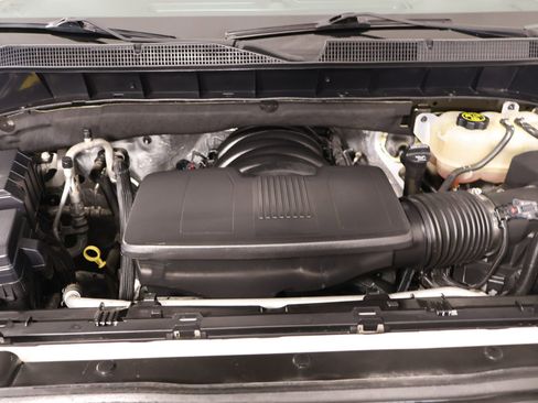 Used 2021 Chevrolet Silverado 1500 LT AWD/4WD image 19