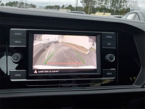 Used 2021 Volkswagen Jetta SE image 23