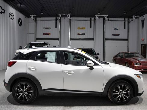 Used 2016 MAZDA CX-3 Grand Touring image 5