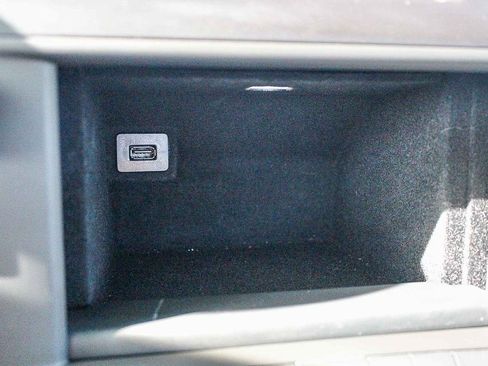 Used 2017 Chevrolet Corvette Grand Sport w/ Grand Sport Heritage Package image 25