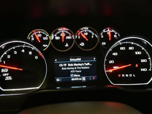 Used 2022 Chevrolet Silverado 1500 LT AWD/4WD image 25