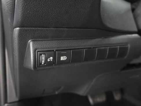 Used 2024 Toyota Corolla LE FWD image 37