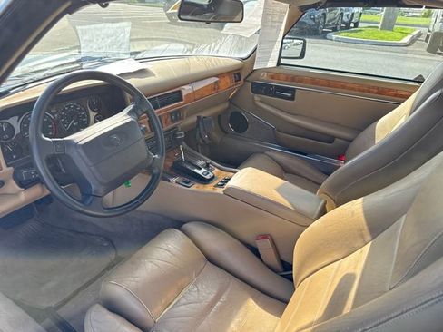 Used 1995 Jaguar XJS 4.0 Convertible RWD image 18