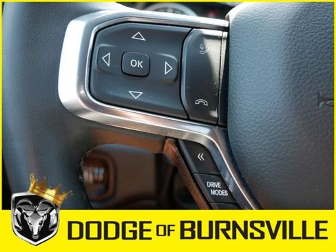 Used 2025 RAM 1500 Laramie AWD/4WD image 25