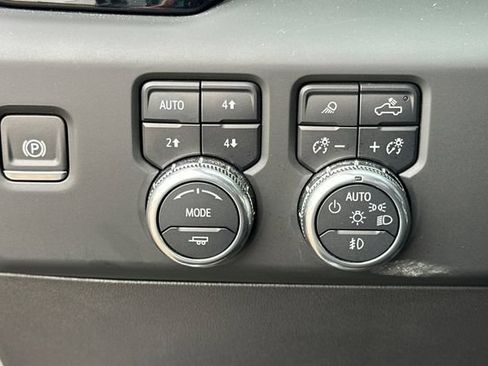 Used 2024 GMC Sierra 1500 AT4X AWD/4WD image 42