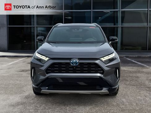 Used 2023 Toyota RAV4 XSE AWD/4WD image 14