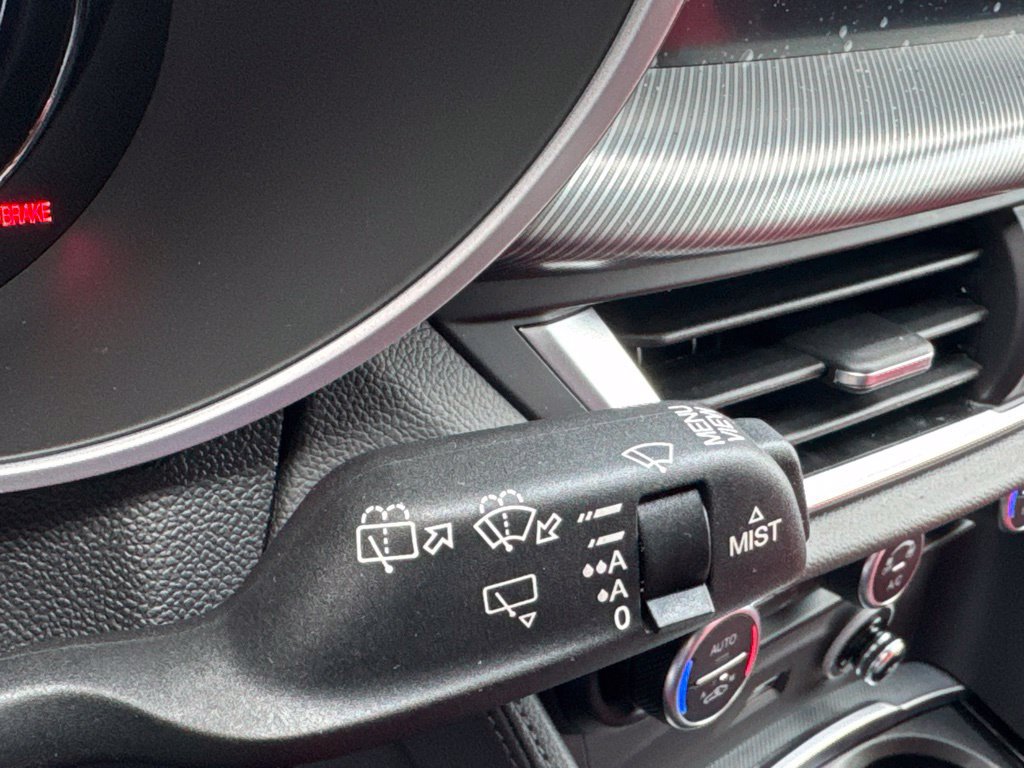 New 2026 Alfa Romeo Stelvio Sprint AWD/4WD image 39