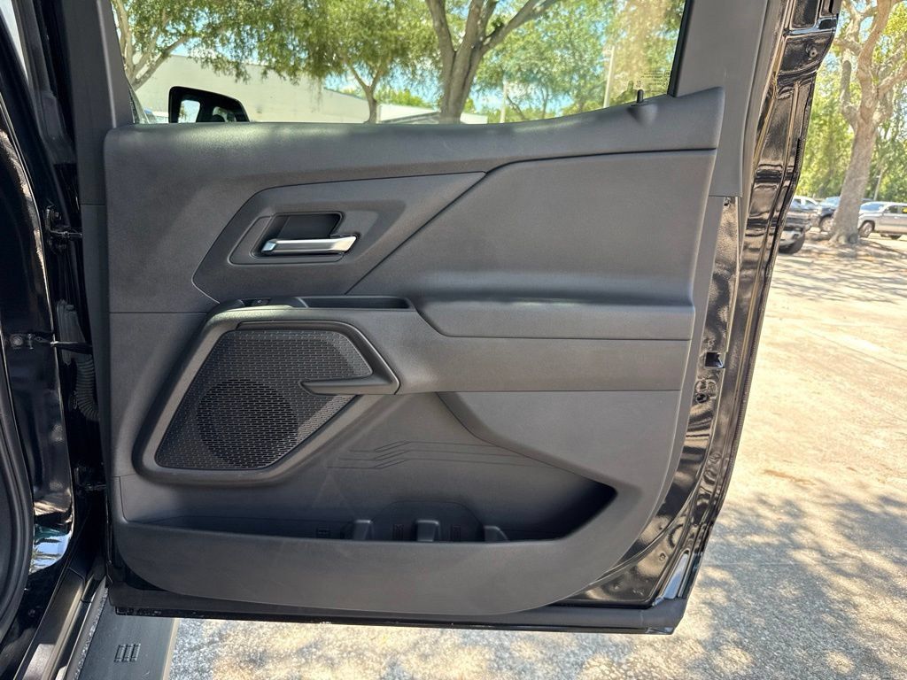 Used 2026 Chevrolet Silverado EV W/T w/ LPO, Custom Package AWD/4WD image 27