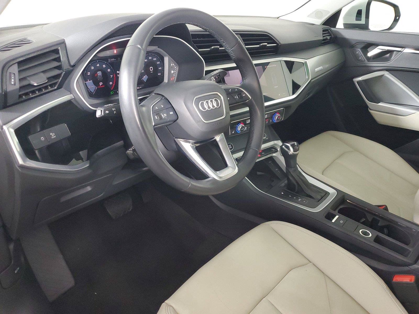 Used 2024 Audi Q3 2.0T Premium AWD/4WD image 24