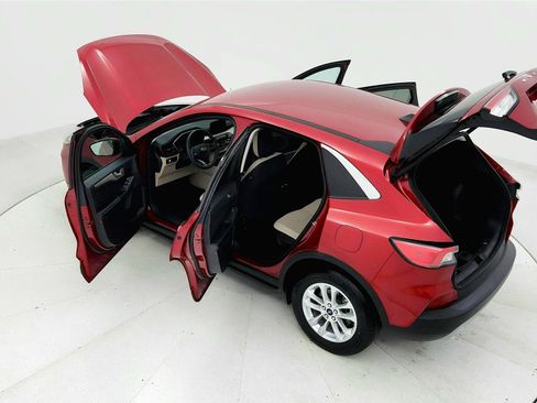 Used 2021 Ford Escape SE w/ Convenience Package FWD image 22