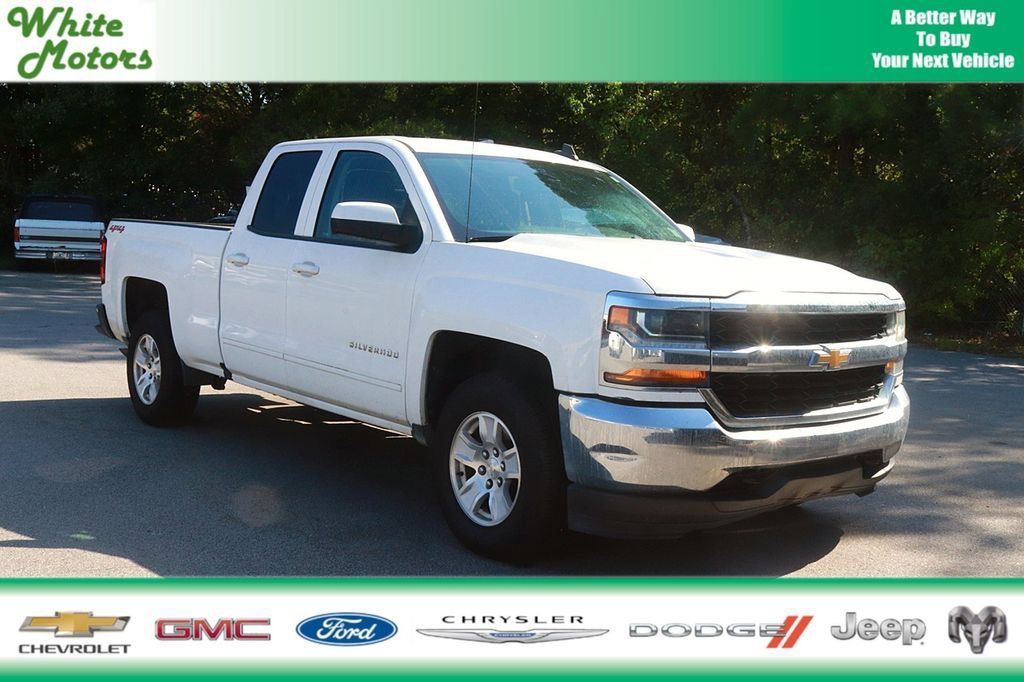 Used 2018 Chevrolet Silverado 1500 LT AWD/4WD image 1