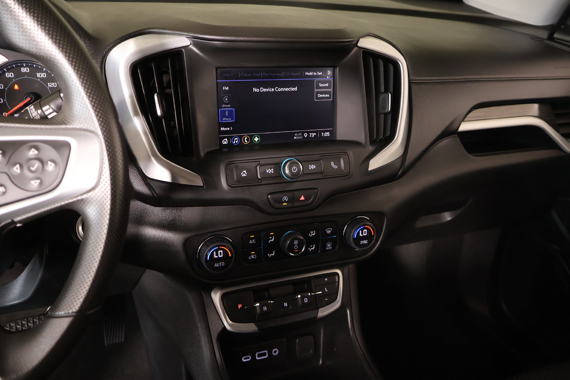 Used 2023 GMC Terrain SLE w/ Driver Convenience Package FWD image 5