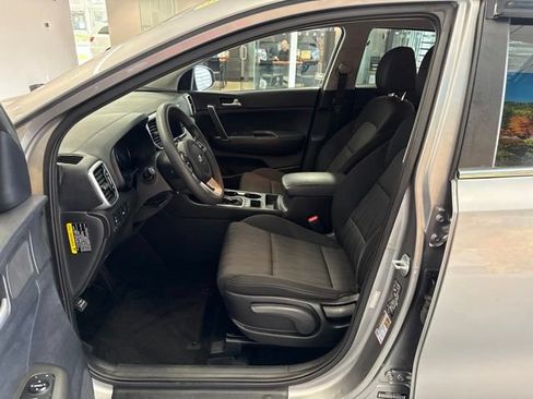Used 2021 Kia Sportage LX AWD/4WD image 22