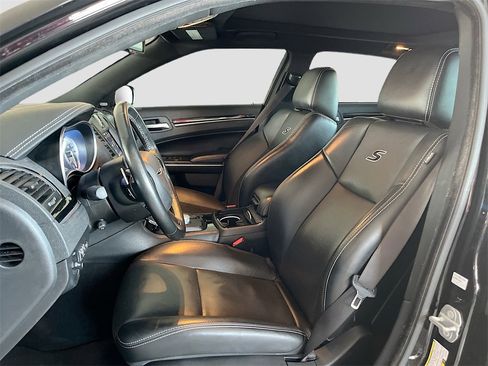 Used 2022 Chrysler 300 S w/ Comfort Group image 21