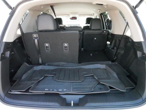 Used 2023 Honda Pilot EX-L image 18