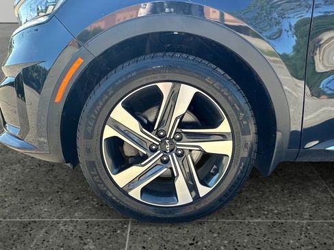 Used 2023 Kia Sorento SX Prestige w/ Panoramic Sunroof Package AWD/4WD image 14