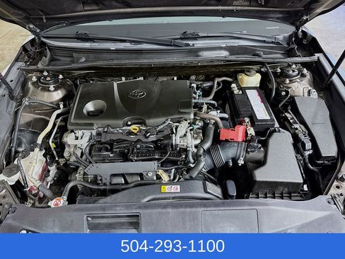 Used 2018 Toyota Camry LE image 26