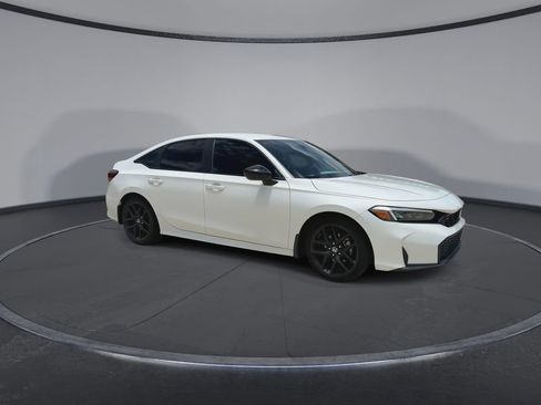 Used 2025 Honda Civic Sport image 2