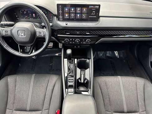 Used 2024 Honda Accord Sport image 15