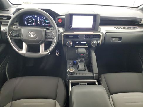 Certified 2025 Toyota Tacoma TRD Sport AWD/4WD image 14