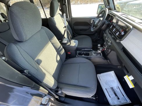 New 2026 Jeep Wrangler Unlimited Sport image 23