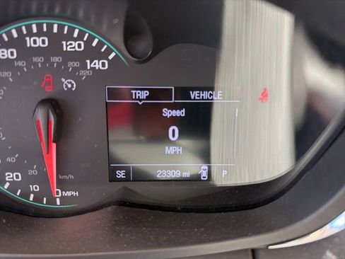 Used 2020 Chevrolet Trax LT w/ Driver Confidence Package image 5