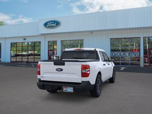 New 2025 Ford Maverick XLT image 8