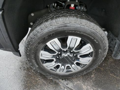 Certified 2025 GMC Sierra 2500 Denali w/ Denali Reserve Package image 13