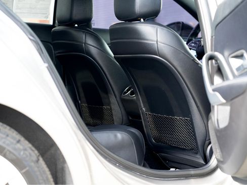 Used 2019 Mercedes-Benz A 220 4MATIC image 36