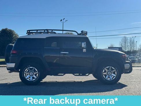 Used 2014 Toyota FJ Cruiser 4WD image 10