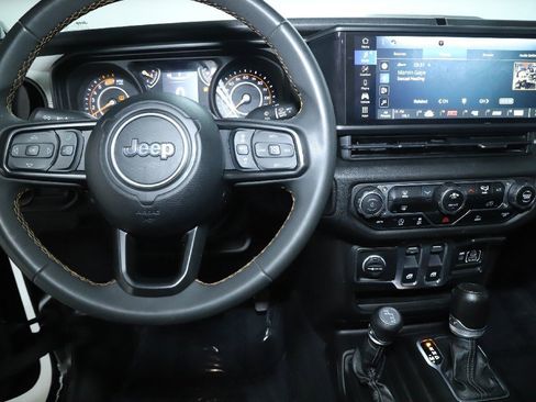 Used 2024 Jeep Wrangler Sport S image 25