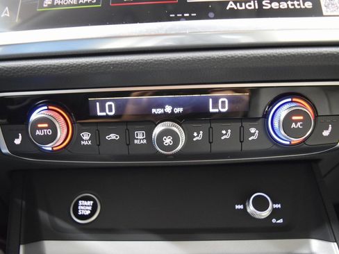 New 2025 Audi Q3 2.0T Premium Plus image 11